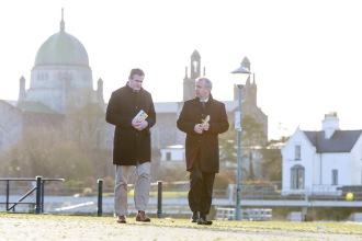 Brian Walsh TD and Sean Kyne TD pictured planing the strategy for election on Woodquay in Galway. Photo by Darius Ivan